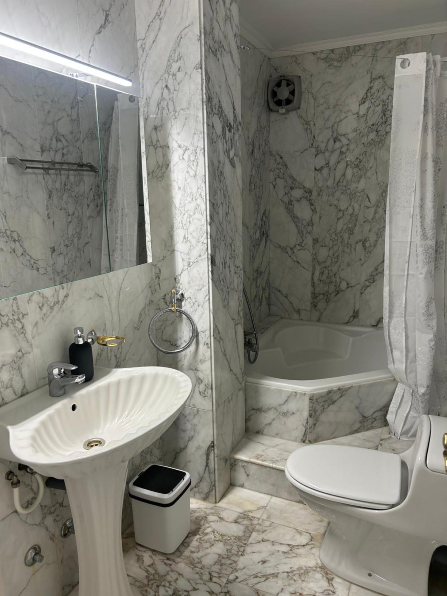 Schoenes Apartment - Ruhig - Aussenpool Ла Оротава Екстериор снимка